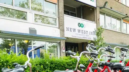 New West Inn Amsterdam - 1