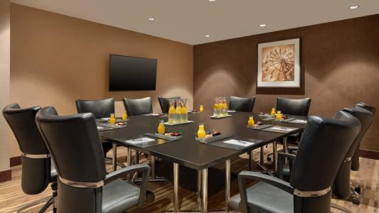 Twelve Downtown, Autograph Collection - 9