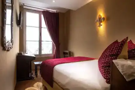 Le Temple De Jeanne - 48