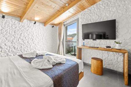 Emily's Luxury Suites - 72