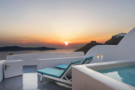 Akra Suites - 7