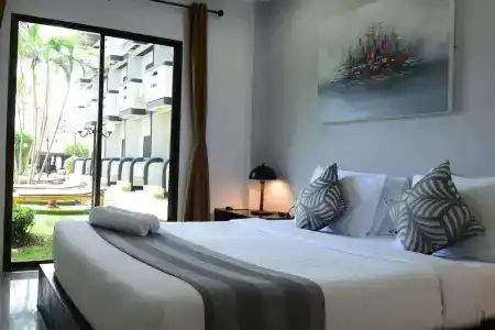 Nr Nanai Patong - 65
