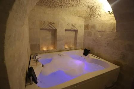 Phocas Cave Suites - 115