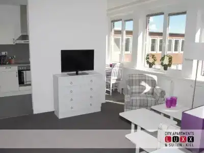 Luxx City - 4