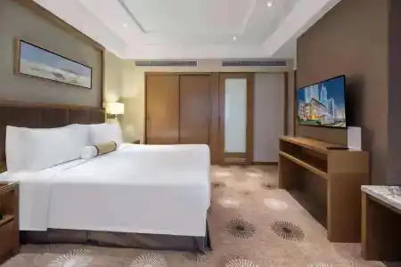 Ramada Plaza Pudong Shanghai - 2