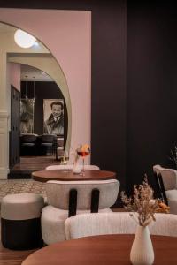 Le Grand Balcon - 21