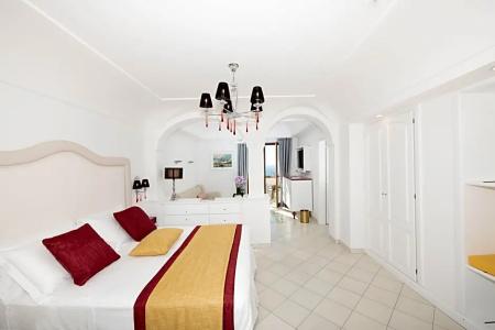 Eden Roc Suites - 76