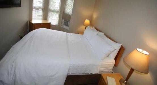 Times Square Suites - 75