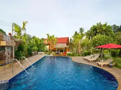 Bueng Bua Thong - 13