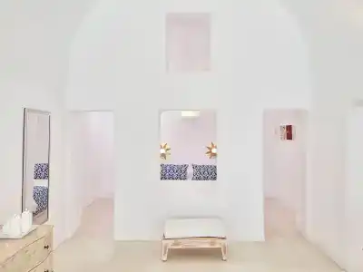 Astra Suites - 380