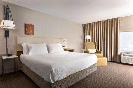 Hilton Garden Inn - 5