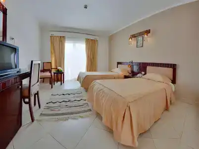Falcon Naama Star - 4