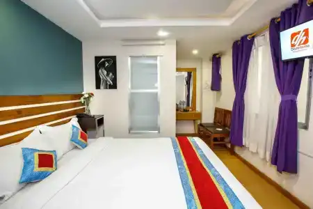 Truly Asia Boutique - 64