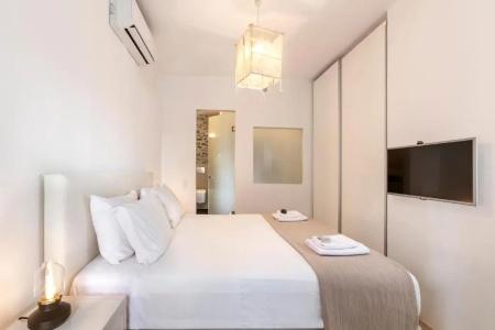White Tinos Luxury Suites - 4