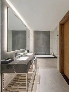 Fairmont Dubai - 74
