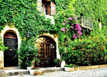 S.Nikolis' Historic Boutique - 39