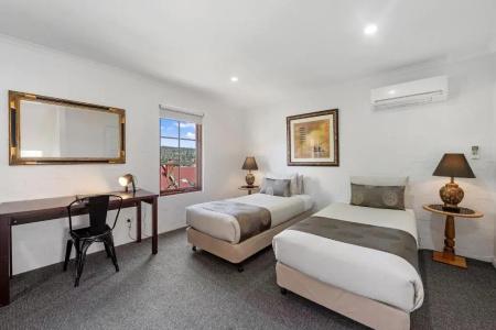 Hideaway on George - 56