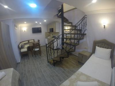 Harbour Suites Old City - 10