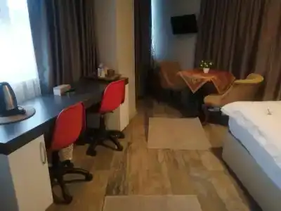 Eva Otel - 31