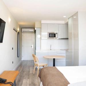Coral Ocean View - Adults Only - 43