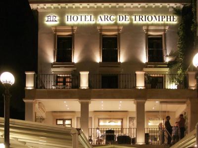 Arc de Triomphe by Residences - 0