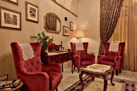 Julina Boutique Living - 15