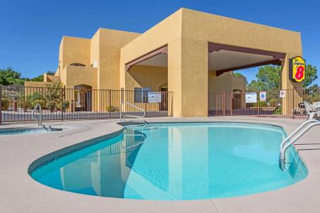 Super 8 by Wyndham - 9