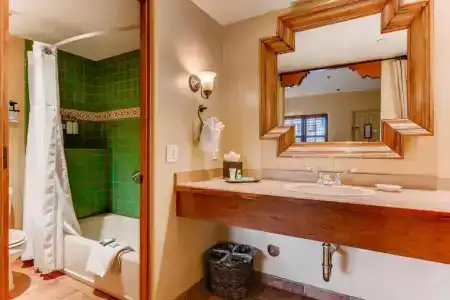 Old Santa Fe Inn - 47