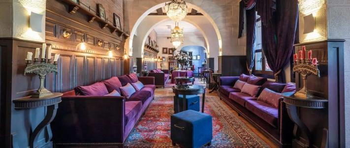 Boutique Castillo Rojo - 1
