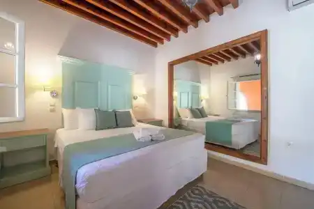 Saint Artemios and Oriental Suites - 34