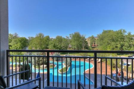 Courtyard by Marriott - 127