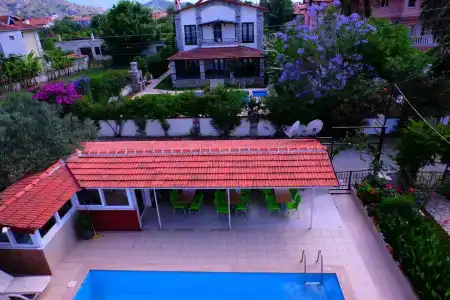 Karaca Apart - 16