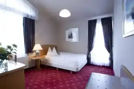 Das Kleine Ritz - 16