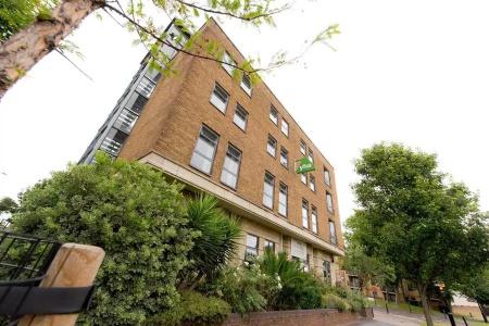 Yha Thameside - 29