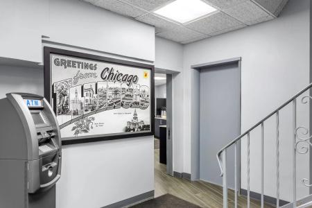 Super 8 by Wyndham Chicago IL - 15