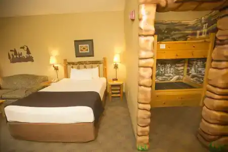 Great Wolf Lodge Waterpark - 3
