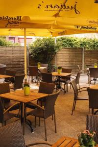 Courtyard by Marriott Düsseldorf Seestern - 17