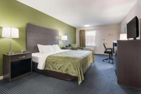 Quality Inn Little Creek - 39