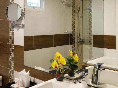 Orchid Resortel - 100