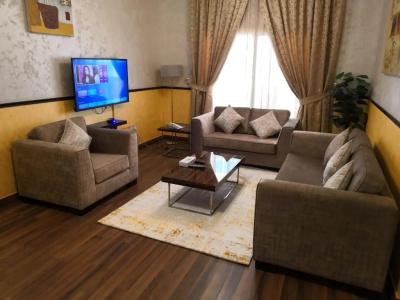 Boulevard City Suites - 36