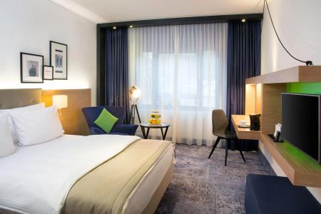 Holiday Inn Stuttgart, an IHG - 3