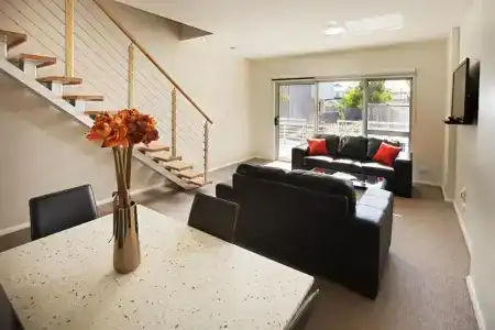 Charlestown Executive - 40