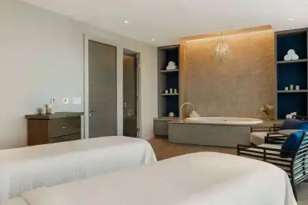 Wyndham Grand - 3