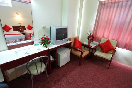 Chumphon Palace - 40