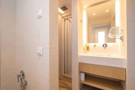 Mirablue Luxury Residences - 115