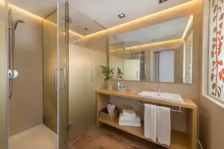 H10 Tribeca - 10