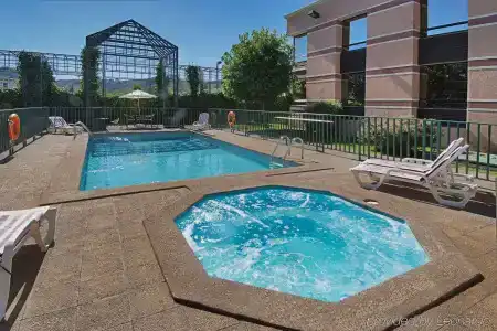 Holiday Inn Express -, An Ihg - 14