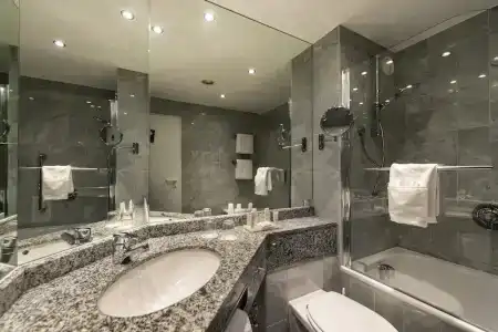 Radisson Blu Halle-Merseburg - 15