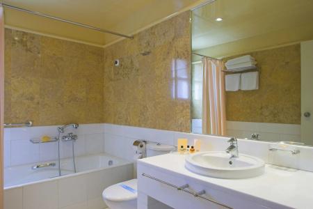 Porto Kea Suites - 8