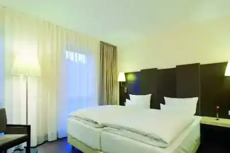 Nh Frankfurt Villa - 39